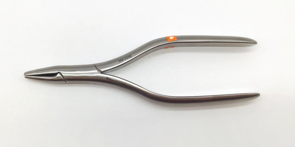 Henry Schein 100-2258 Orthodontic McKellop Pliers