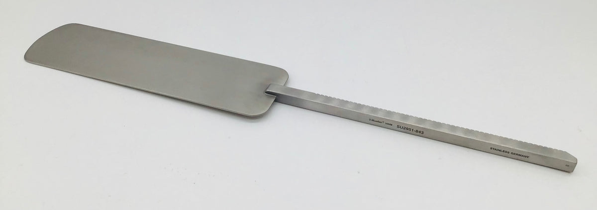 V. Mueller SU2951-843 Malleable Retractor Blade