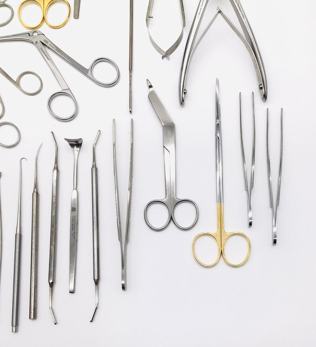 Assorted 31pc. ENT Surgical Instrument Set (1)